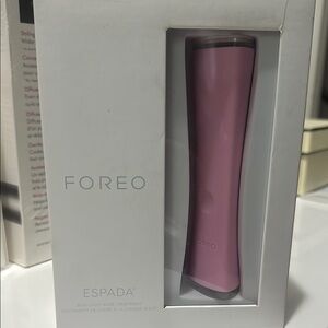 FOREO Espada Blue Light Acne Treatment Device - Pink